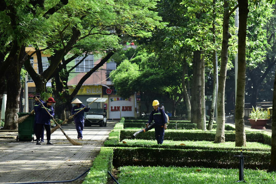 Jak często należy sprzątać klatkę schodową w bloku i kamienicy?